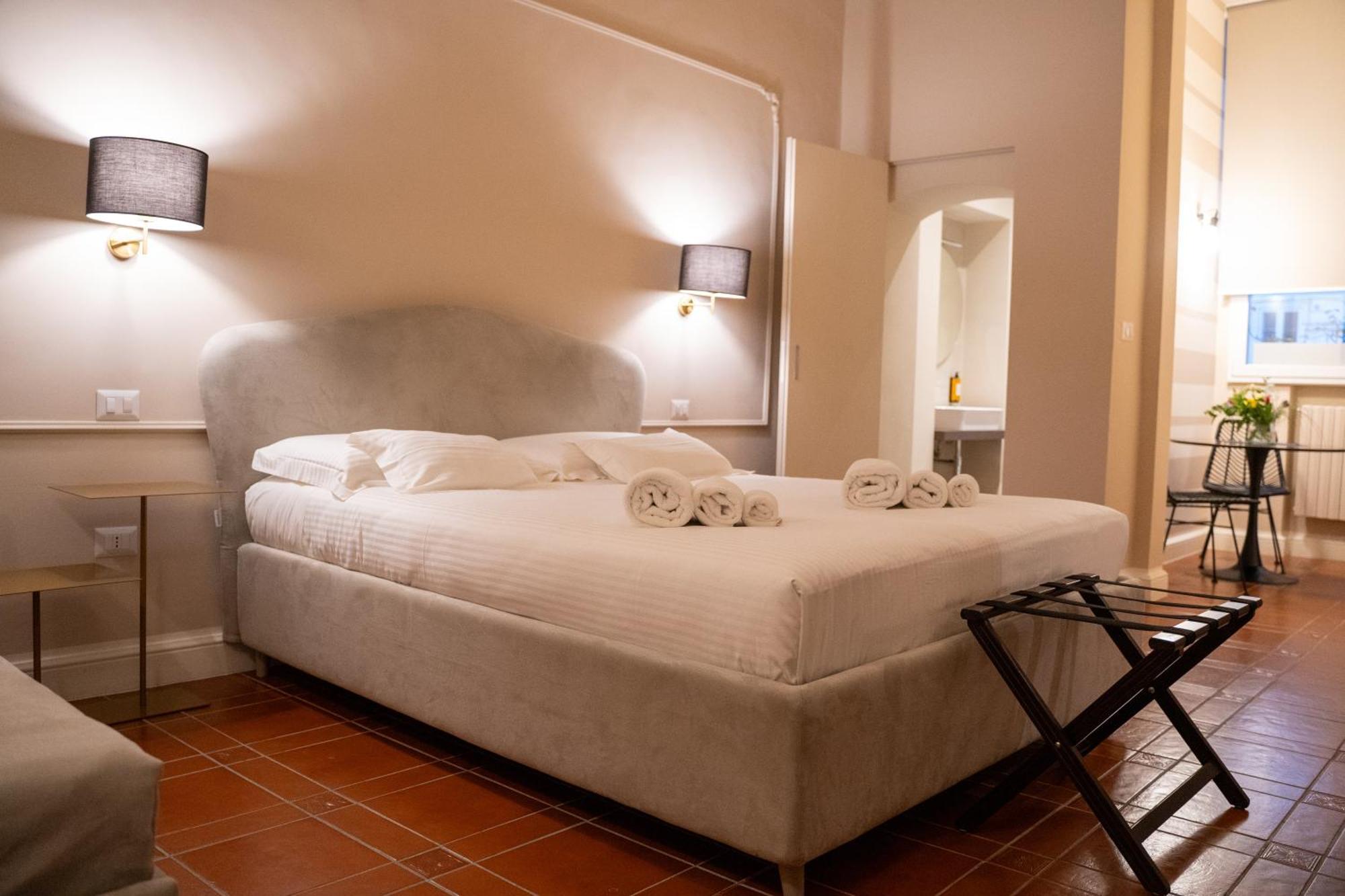 Casa Almika Principe Amedeo Otel Bari Dış mekan fotoğraf