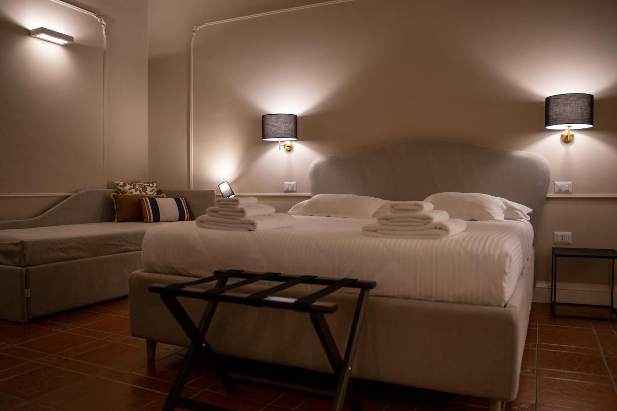 Casa Almika Principe Amedeo Otel Bari Dış mekan fotoğraf