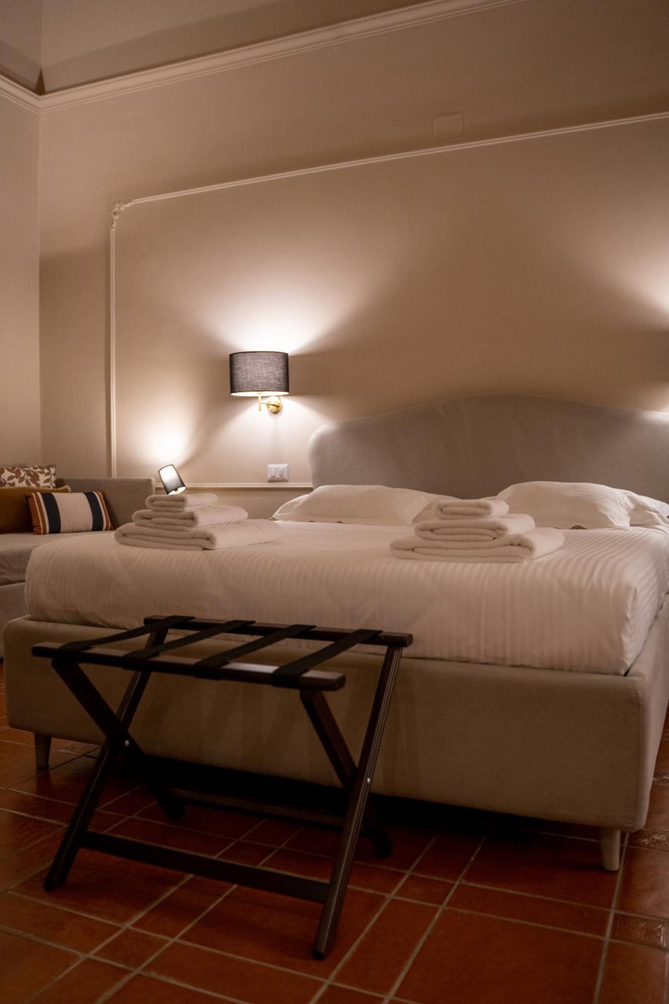 Casa Almika Principe Amedeo Otel Bari Dış mekan fotoğraf