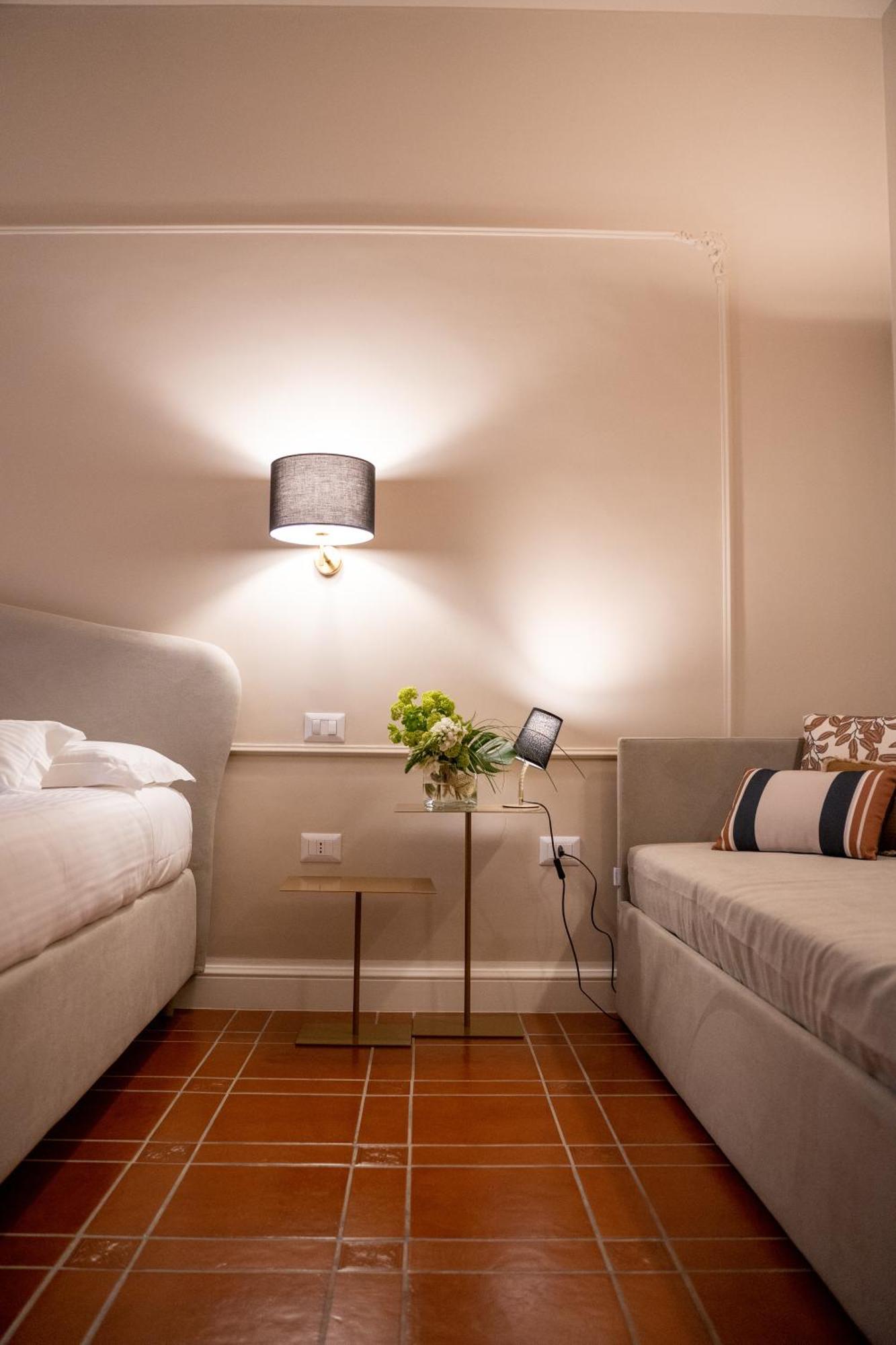 Casa Almika Principe Amedeo Otel Bari Dış mekan fotoğraf